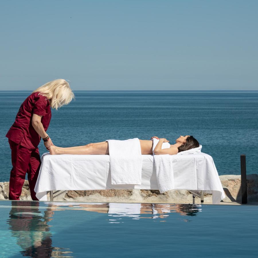 Akrotiri Olympus Luxury Suites - Adults Only プラカ・リトホロ エクステリア 写真