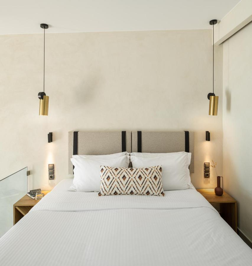 Akrotiri Olympus Luxury Suites - Adults Only プラカ・リトホロ エクステリア 写真