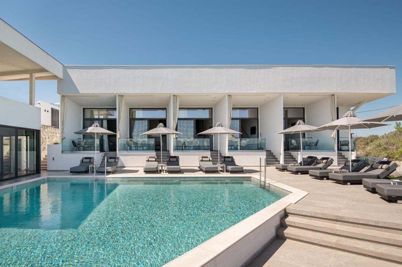 Akrotiri Olympus Luxury Suites - Adults Only プラカ・リトホロ エクステリア 写真
