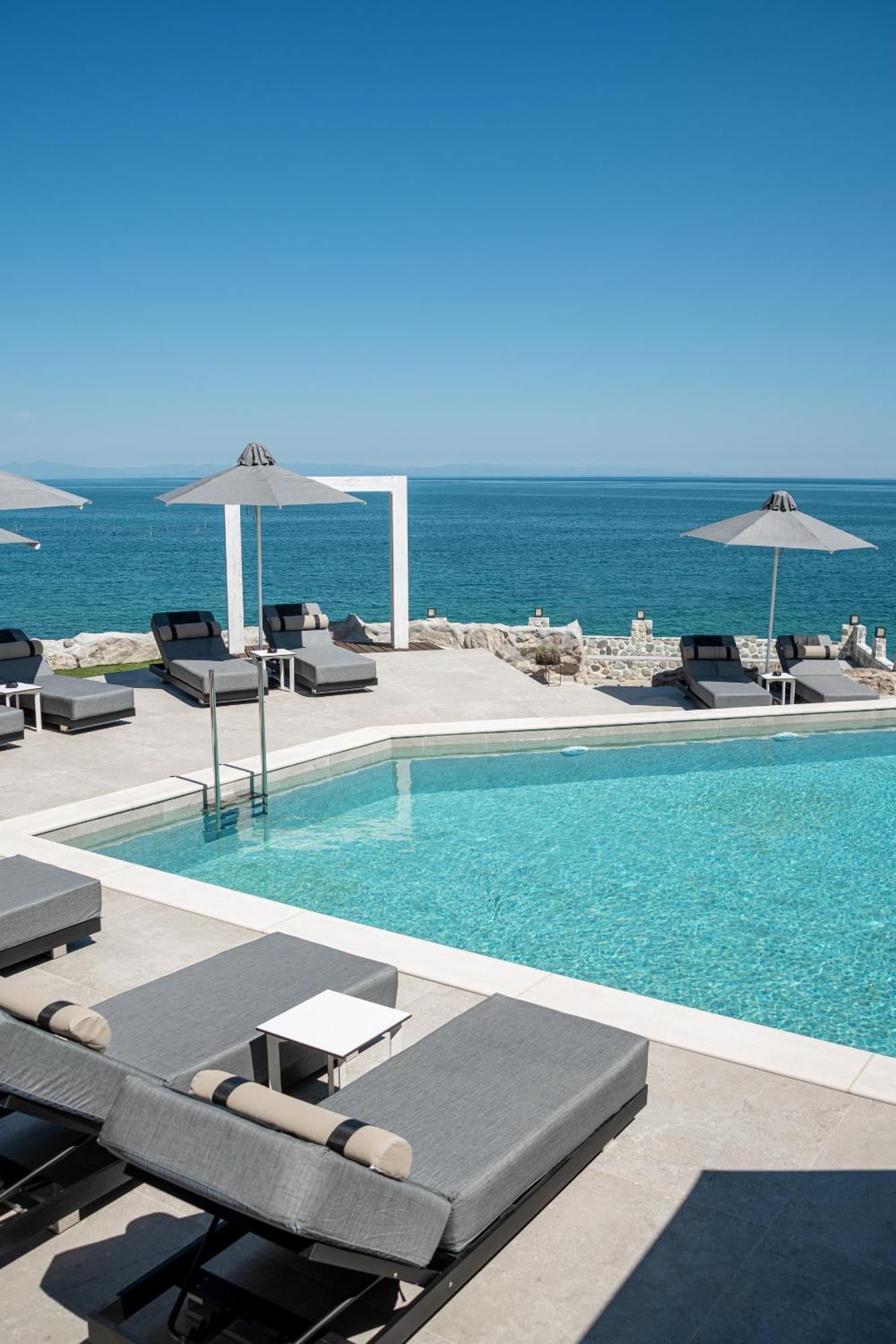 Akrotiri Olympus Luxury Suites - Adults Only プラカ・リトホロ エクステリア 写真