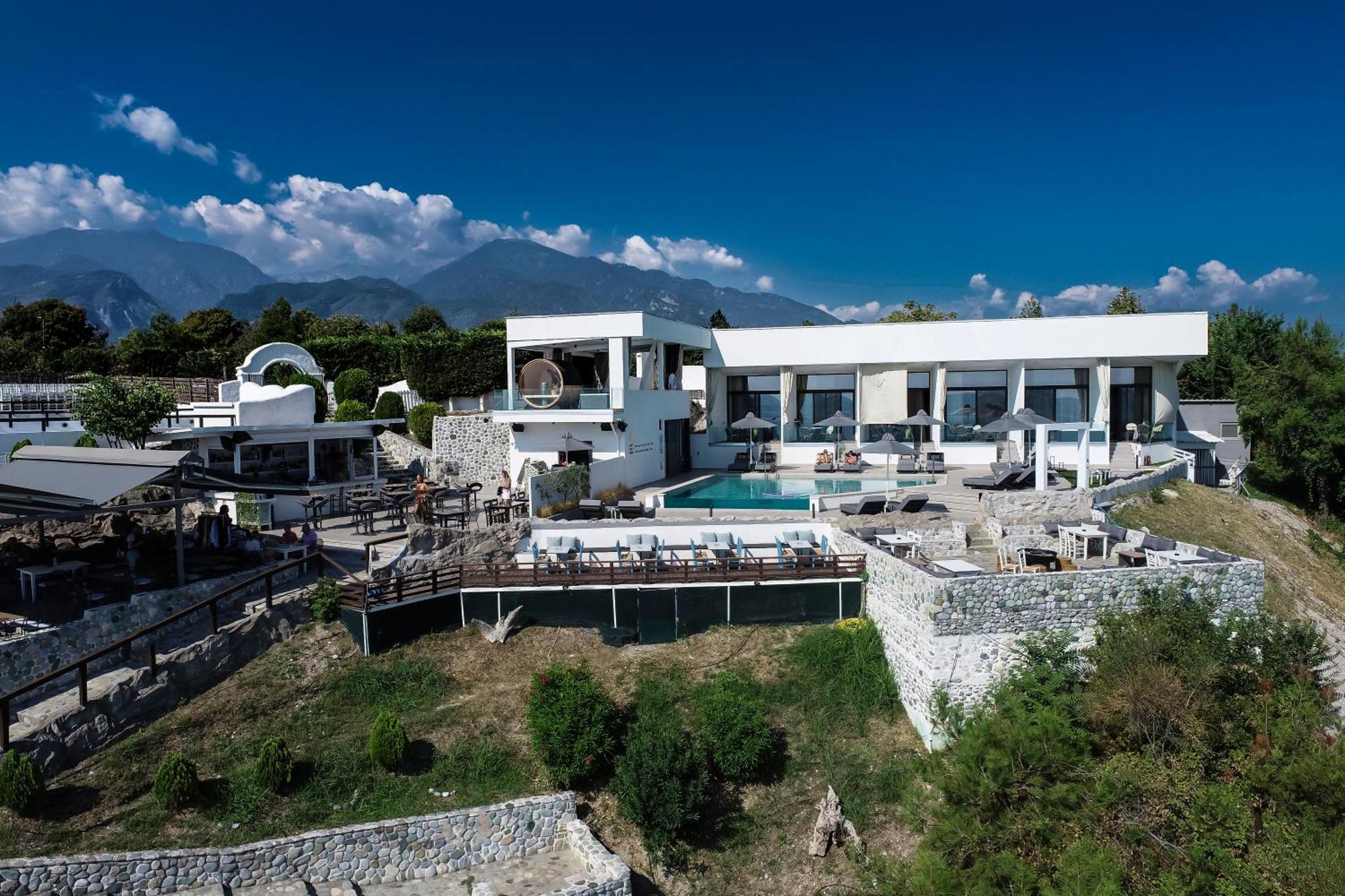 Akrotiri Olympus Luxury Suites - Adults Only プラカ・リトホロ エクステリア 写真